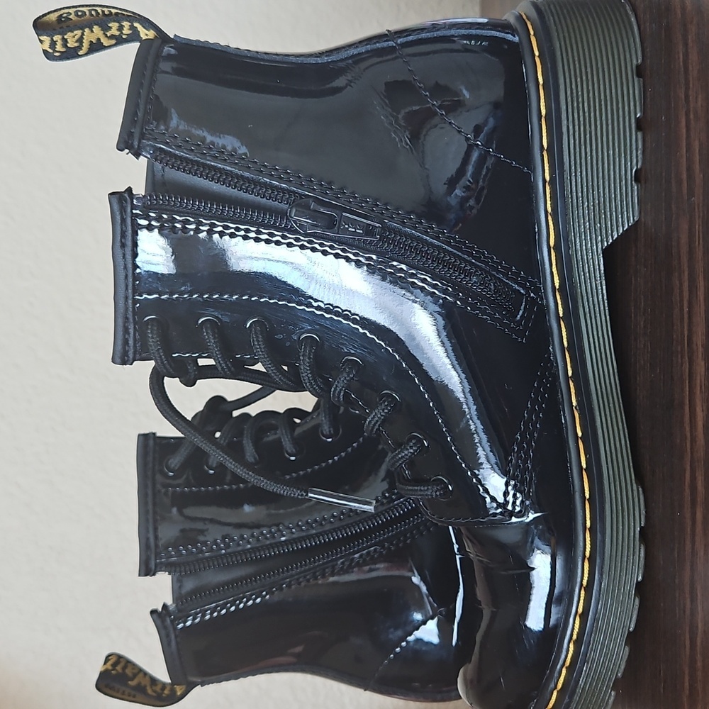 Youth 1460 Patent Leather Lace Up Boots - Picture 7 of 10